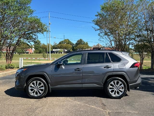 2024 Toyota RAV4 XLE Premium FWD (Natl)
