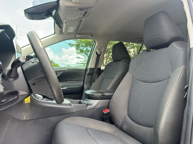 2024 Toyota RAV4 LE FWD (GS)