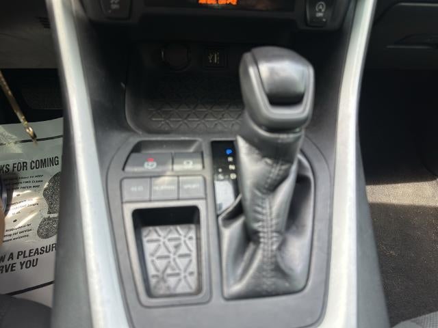 2024 Toyota RAV4 LE FWD (GS)