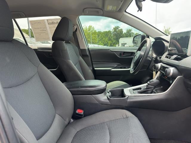 2024 Toyota RAV4 LE FWD (GS)