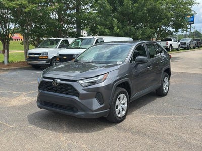 2024 Toyota RAV4 LE FWD (GS)