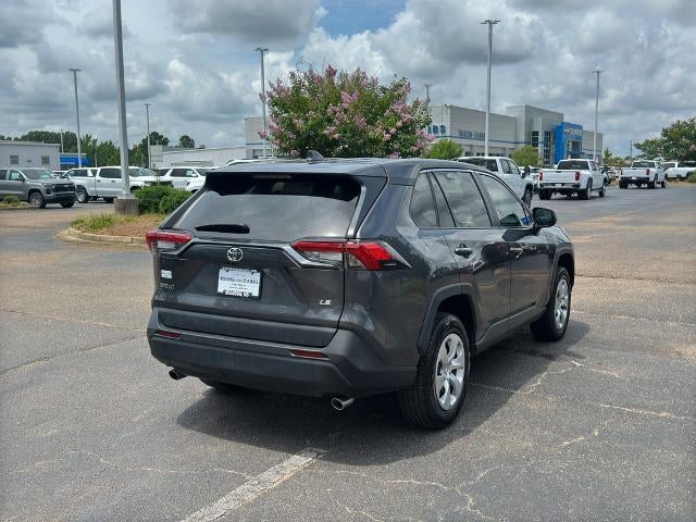 2024 Toyota RAV4 LE FWD (GS)
