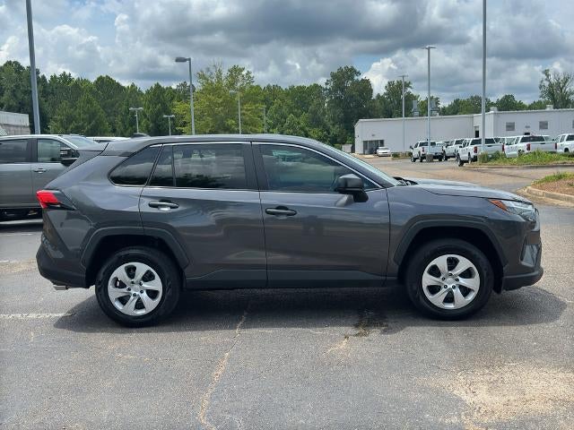 2024 Toyota RAV4 LE FWD (GS)