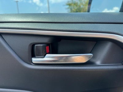 2024 Toyota RAV4 XLE FWD (Natl)