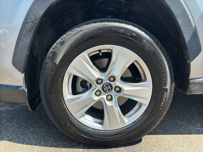 2021 Toyota RAV4 XLE FWD (GS)
