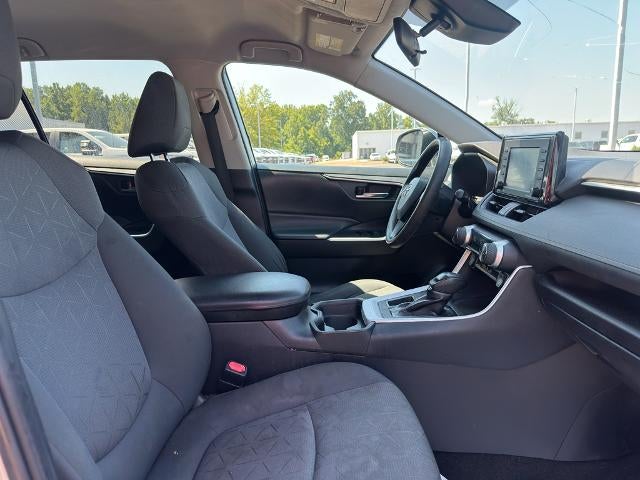 2021 Toyota RAV4 XLE FWD (GS)
