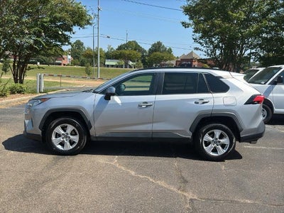 2021 Toyota RAV4 XLE FWD (GS)