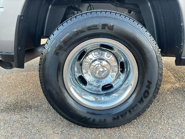 2024 RAM 3500 Tradesman 4x4 Crew Cab 8' Box