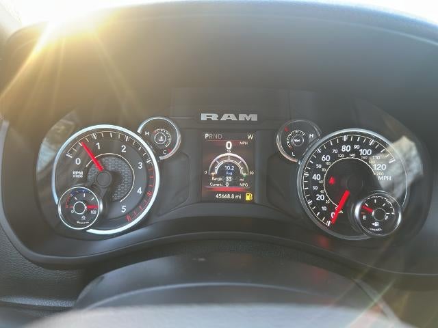 2024 RAM 3500 Tradesman 4x4 Crew Cab 8' Box