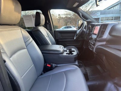 2024 RAM 3500 Tradesman 4x4 Crew Cab 8' Box