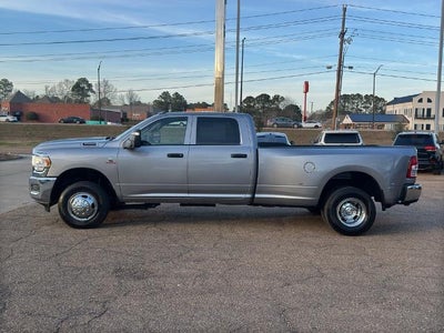 2024 RAM 3500 Tradesman 4x4 Crew Cab 8' Box