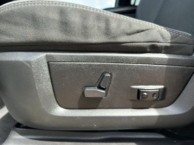 2024 RAM 3500 Big Horn 4x4 Crew Cab 8' Box