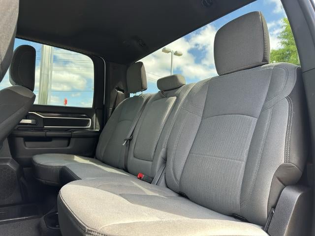 2024 RAM 3500 Big Horn 4x4 Crew Cab 8' Box