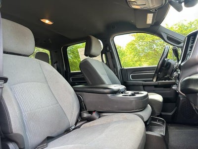 2024 RAM 3500 Big Horn 4x4 Crew Cab 8' Box