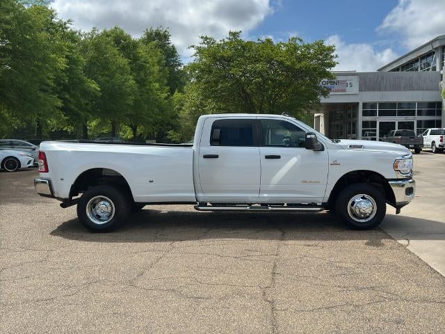 2024 RAM 3500 Big Horn 4x4 Crew Cab 8' Box