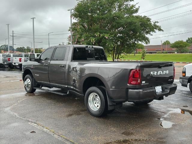 2026 RAM 3500 Laramie 4x4 Crew Cab 8' Box