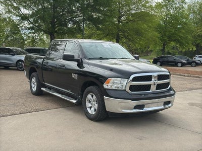 2019 RAM 1500 Classic Tradesman 4x2 Crew Cab 5'7" Box