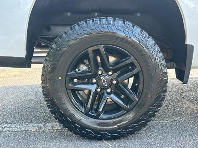 2024 Chevrolet Silverado 1500 Crew Cab Short Box 4-Wheel Drive LT Trail Boss
