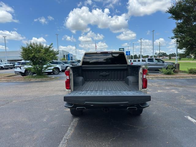 2022 Chevrolet Silverado 1500 Crew Cab Short Box 4-Wheel Drive LT Trail Boss