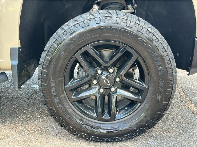2022 Chevrolet Silverado 1500 Crew Cab Short Box 4-Wheel Drive LT Trail Boss