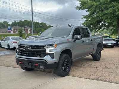 2024 Chevrolet Silverado 1500 Crew Cab Short Box 4-Wheel Drive LT Trail Boss