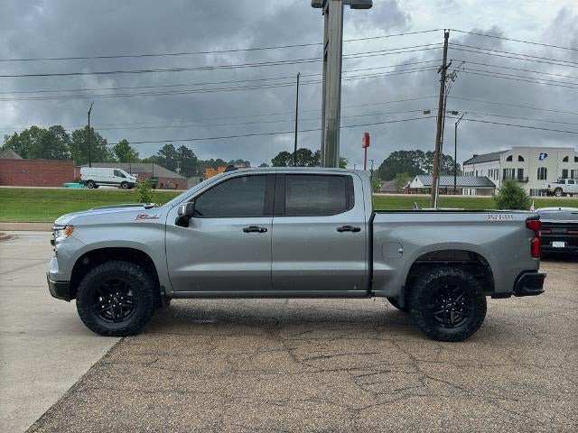 2024 Chevrolet Silverado 1500 Crew Cab Short Box 4-Wheel Drive LT Trail Boss
