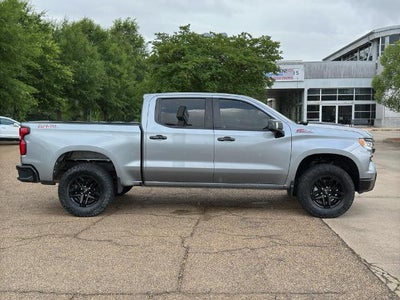 2024 Chevrolet Silverado 1500 Crew Cab Short Box 4-Wheel Drive LT Trail Boss