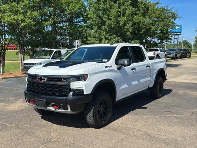 2023 Chevrolet Silverado 1500 Crew Cab Short Box 4-Wheel Drive ZR2
