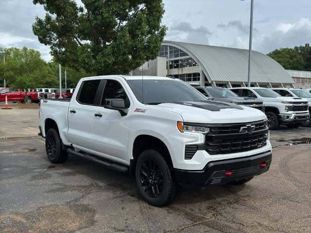 2025 Chevrolet Silverado 1500 Crew Cab Short Box 4-Wheel Drive LT Trail Boss