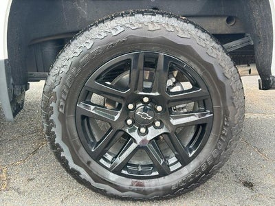 2025 Chevrolet Silverado 1500 Crew Cab Short Box 4-Wheel Drive LT Trail Boss