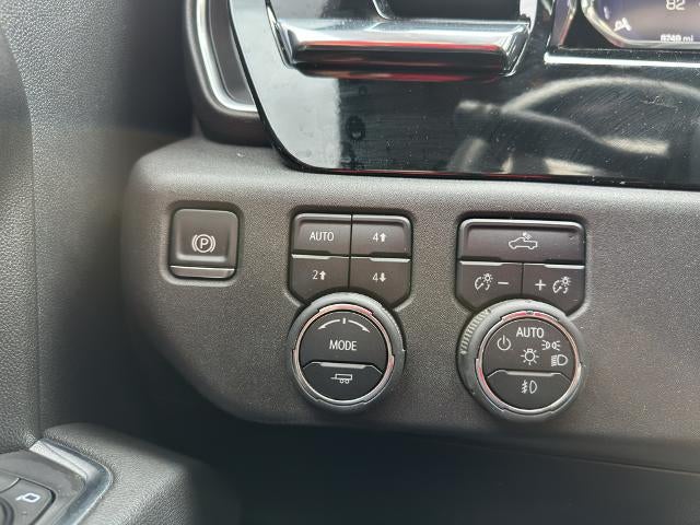 2025 Chevrolet Silverado 1500 Crew Cab Short Box 4-Wheel Drive LT Trail Boss