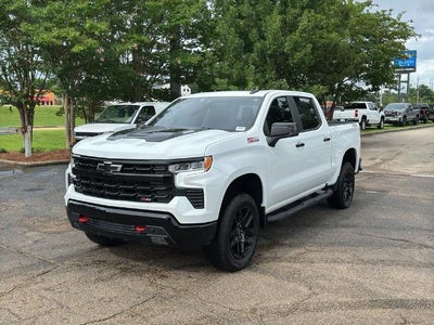 2025 Chevrolet Silverado 1500 Crew Cab Short Box 4-Wheel Drive LT Trail Boss