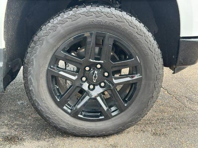 2025 Chevrolet Silverado 1500 Crew Cab Short Box 4-Wheel Drive LT Trail Boss