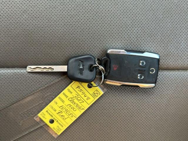 2017 Chevrolet Silverado 1500 Crew Cab Short Box 4-Wheel Drive LTZ Z71