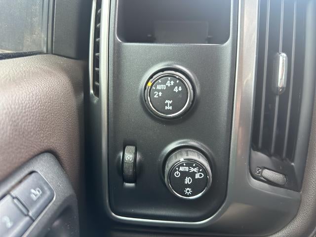 2015 Chevrolet Silverado 1500 Crew Cab Short Box 4-Wheel Drive LTZ Z71