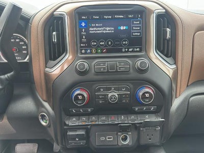 2021 Chevrolet Silverado 1500 Crew Cab Short Box 4-Wheel Drive High Country