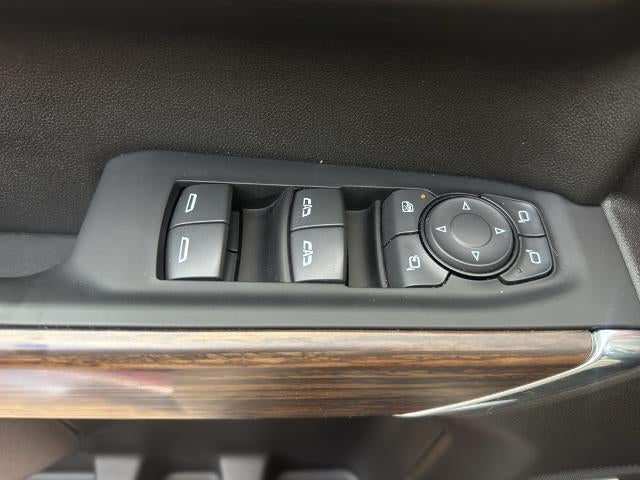 2022 Chevrolet Silverado 1500 LTD Crew Cab Short Box 4-Wheel Drive High Country