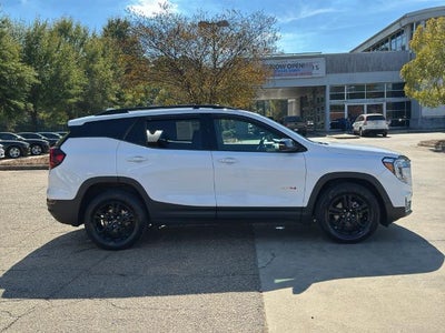 2022 GMC Terrain AWD AT4