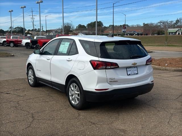 2024 Chevrolet Equinox FWD LS