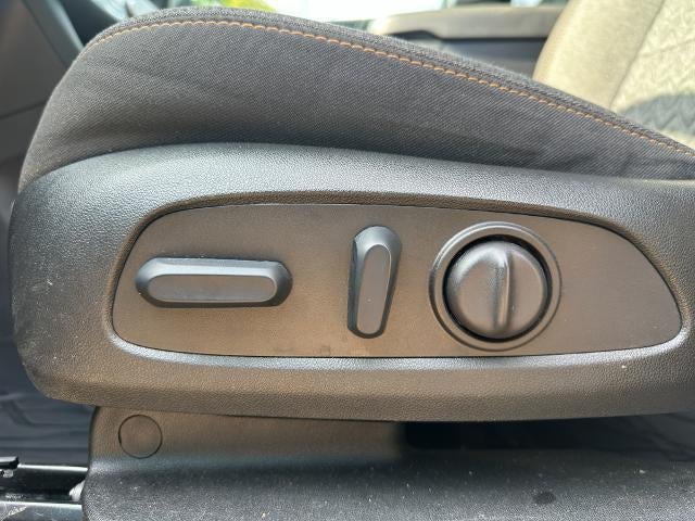 2023 Chevrolet Equinox AWD 4dr LT w/2FL