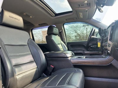 2018 GMC Sierra 1500 Crew Cab Short Box 2-Wheel Drive Denali