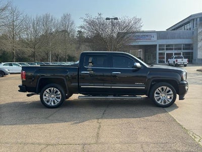 2018 GMC Sierra 1500 Crew Cab Short Box 2-Wheel Drive Denali