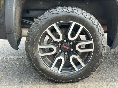 2021 GMC Sierra 1500 Crew Cab Short Box 4-Wheel Drive AT4