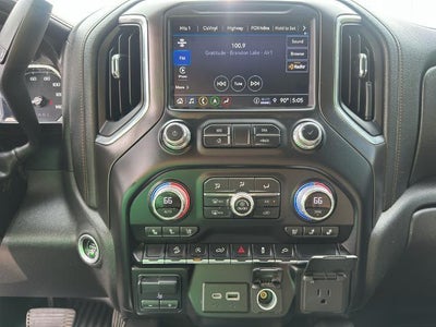 2021 GMC Sierra 1500 Crew Cab Short Box 4-Wheel Drive AT4