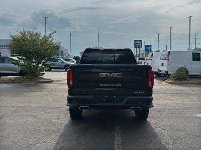 2021 GMC Sierra 1500 Crew Cab Short Box 4-Wheel Drive AT4