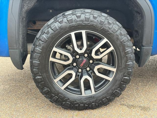 2022 GMC Sierra 1500 Crew Cab Short Box 4-Wheel Drive AT4