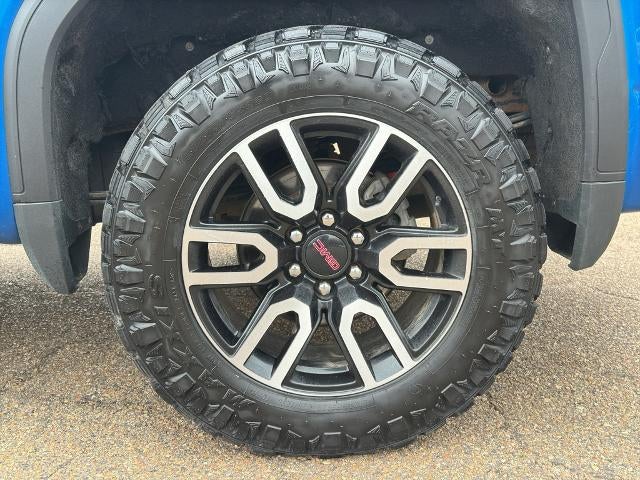 2022 GMC Sierra 1500 Crew Cab Short Box 4-Wheel Drive AT4