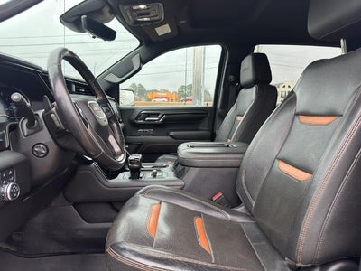 2022 GMC Sierra 1500 Crew Cab Short Box 4-Wheel Drive AT4