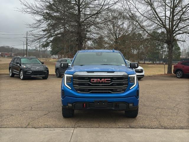 2022 GMC Sierra 1500 Crew Cab Short Box 4-Wheel Drive AT4