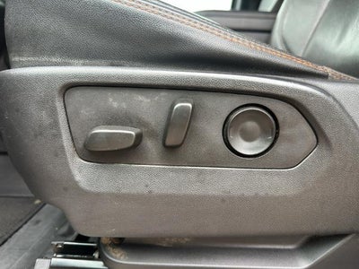 2022 GMC Sierra 1500 Crew Cab Short Box 4-Wheel Drive AT4